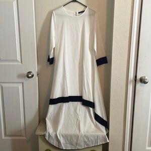 White and black 1/4 length sleeves dress , (L)
